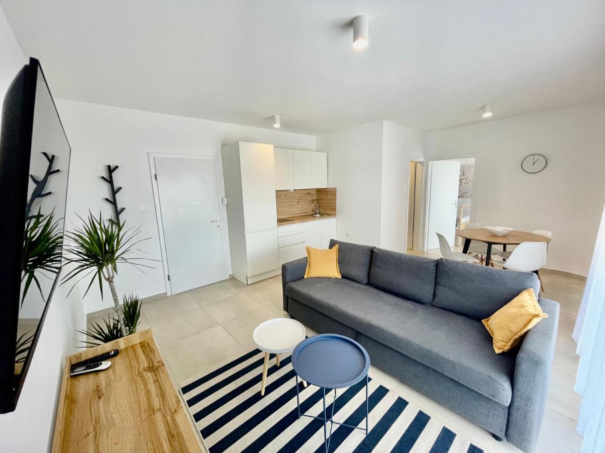 Apartments Maja Dramalj Exteriér fotografie
